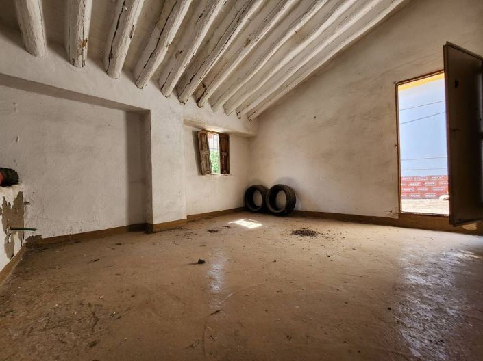 Image No.7-4 Bed Townhouse for sale