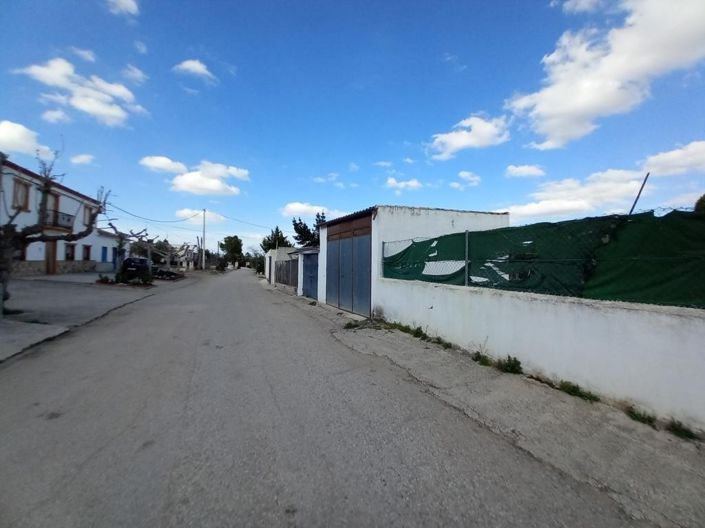 Image No.31-4 Bed Country House for sale