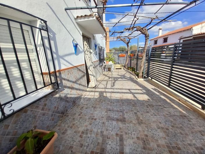 Image No.6-4 Bed Country House for sale