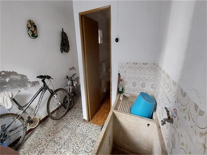 Image No.10-3 Bed Townhouse for sale