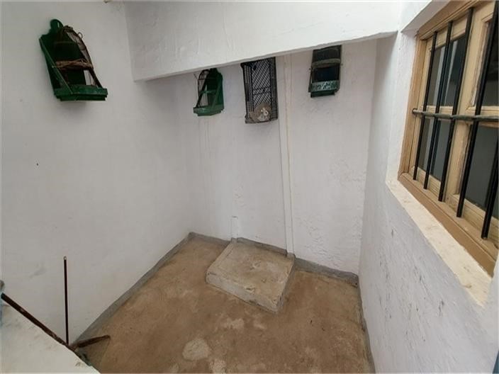 Image No.11-3 Bed Townhouse for sale