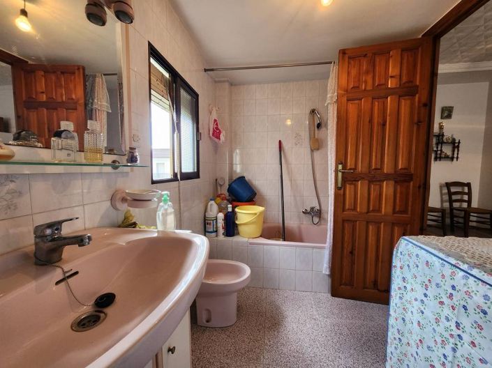 Image No.9-3 Bed Cortijo for sale