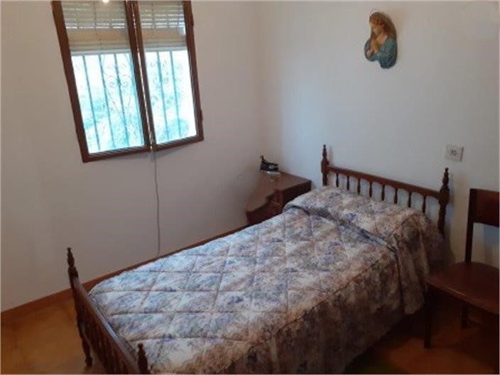 Image No.15-4 Bed Townhouse for sale