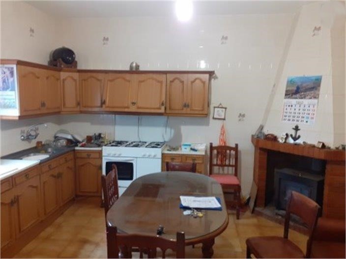 Image No.4-4 Bed Townhouse for sale