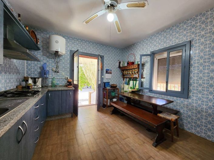 Image No.5-3 Bed Chalet for sale