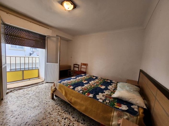 Image No.5-6 Bed Townhouse for sale