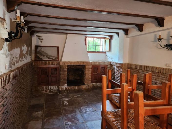 Image No.21-5 Bed Villa for sale