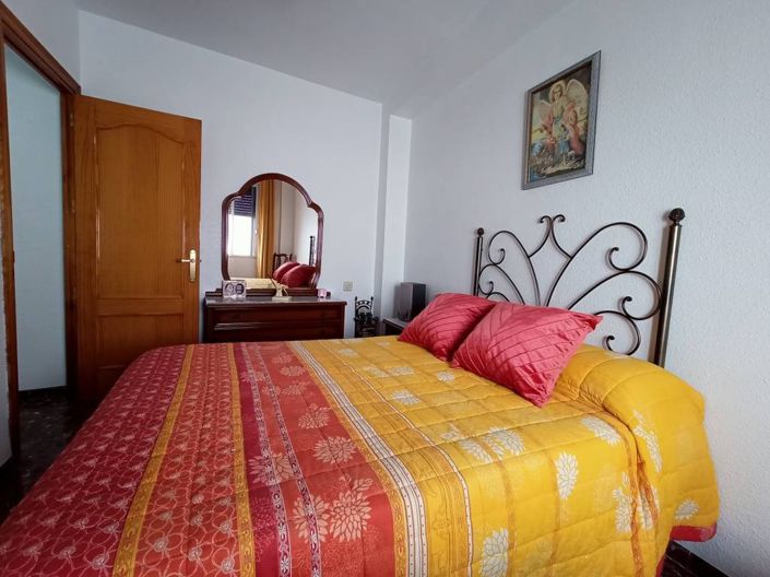 Image No.6-5 Bed Townhouse for sale