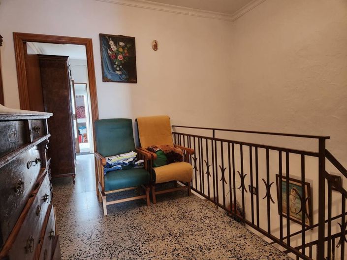 Image No.11-3 Bed Townhouse for sale