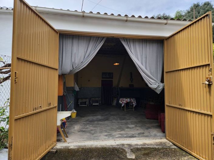 Image No.13-4 Bed Country House for sale