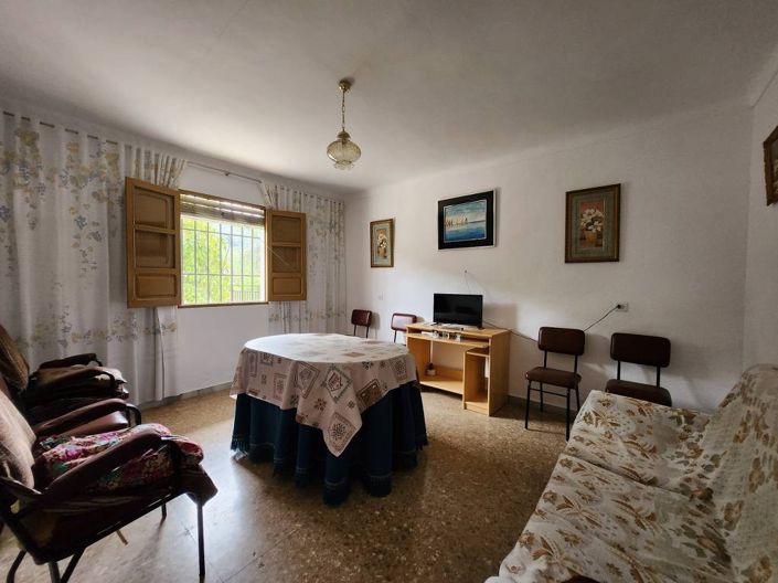 Image No.5-4 Bed Country House for sale