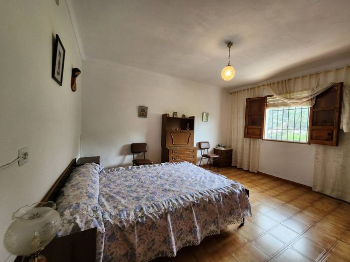 Image No.7-4 Bed Country House for sale