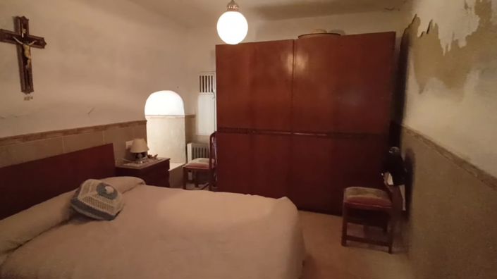 Image No.12-3 Bed Townhouse for sale