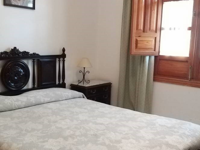 Image No.20-5 Bed Chalet for sale