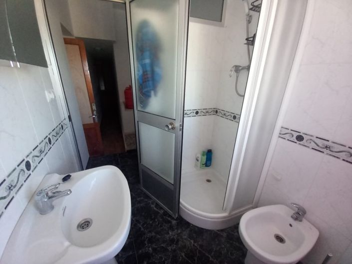 Image No.18-3 Bed Townhouse for sale