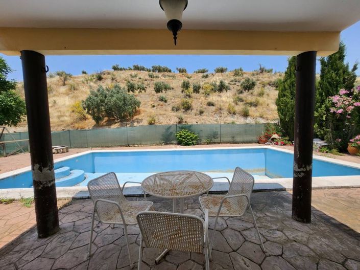 Image No.9-3 Bed Chalet for sale