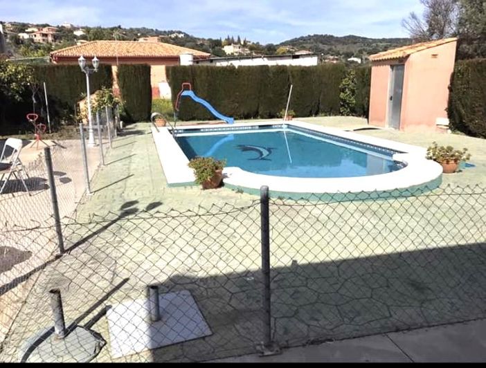 Image No.2-6 Bed Villa for sale