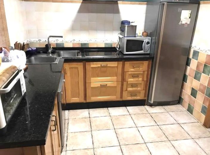 Image No.3-6 Bed Villa for sale