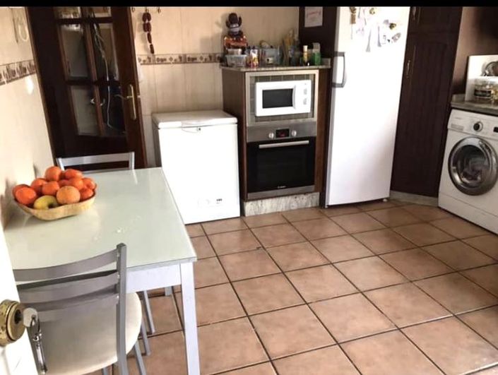 Image No.4-6 Bed Villa for sale