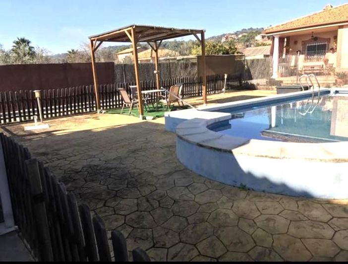 Image No.5-6 Bed Villa for sale