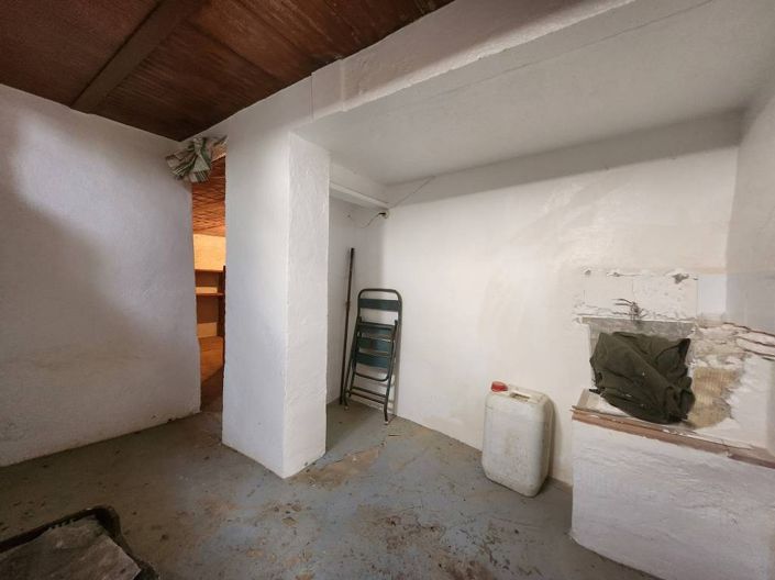 Image No.15-3 Bed Townhouse for sale