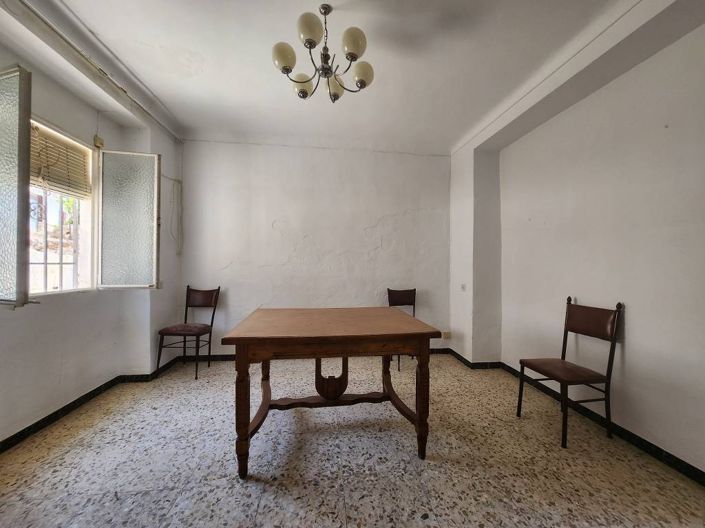 Image No.3-3 Bed Townhouse for sale