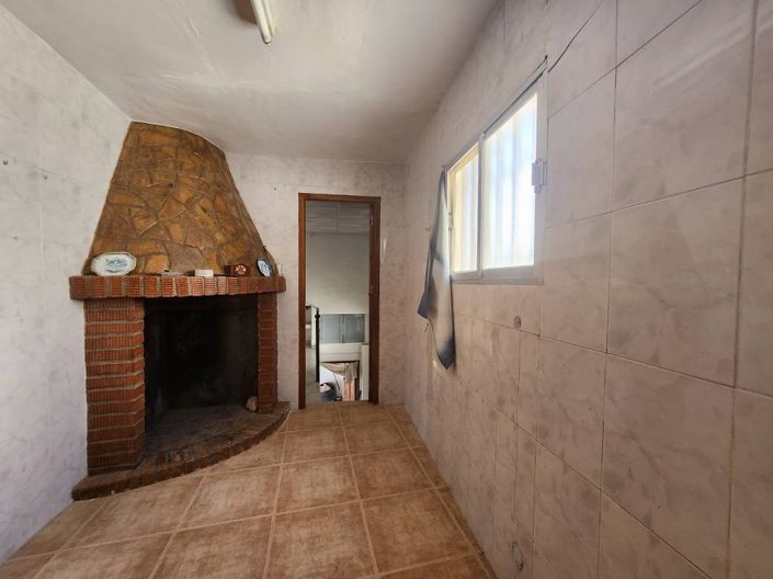 Image No.4-3 Bed Townhouse for sale