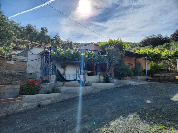 Image No.5-2 Bed Country House for sale