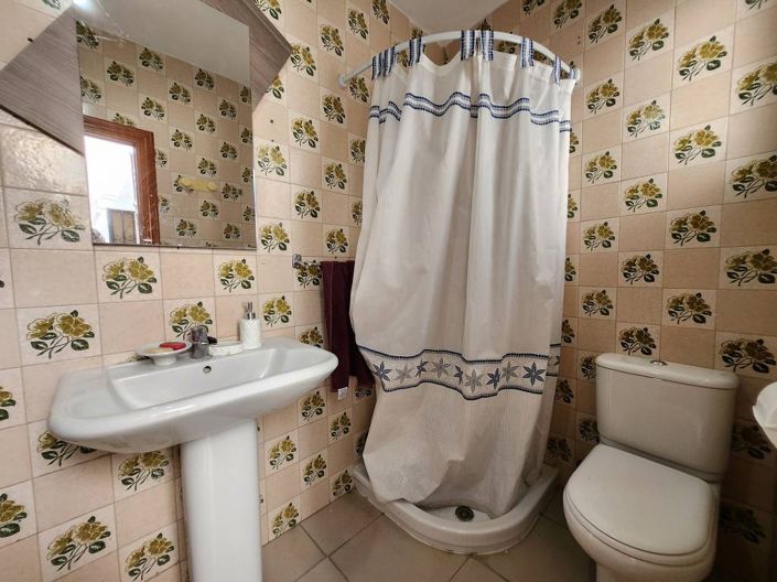 Image No.21-3 Bed Townhouse for sale