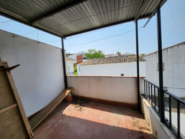 Image No.4-3 Bed Townhouse for sale