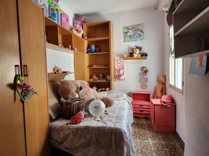 Image No.10-3 Bed Townhouse for sale