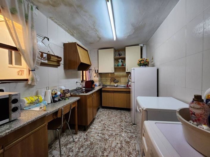 Image No.5-5 Bed Townhouse for sale