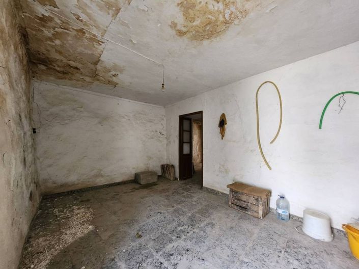 Image No.15-3 Bed Townhouse for sale