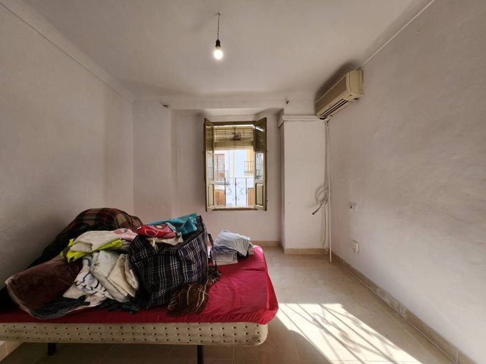 Image No.11-3 Bed Townhouse for sale