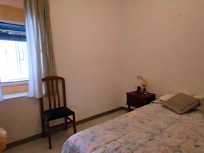 Image No.19-6 Bed Townhouse for sale