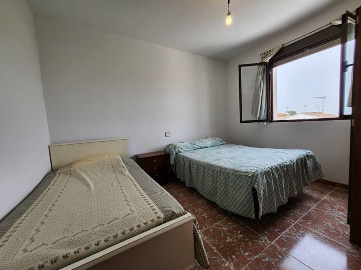 Image No.10-6 Bed Townhouse for sale