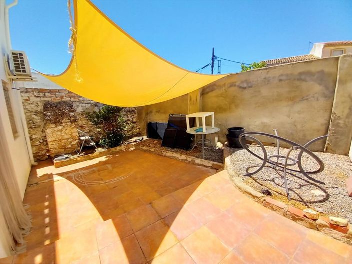 Image No.21-3 Bed Townhouse for sale