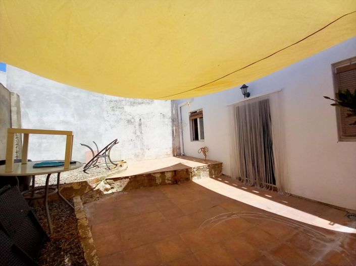 Image No.23-3 Bed Townhouse for sale