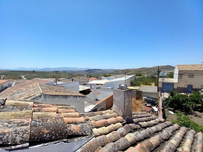 Image No.33-3 Bed Townhouse for sale