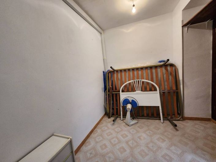 Image No.15-2 Bed Townhouse for sale