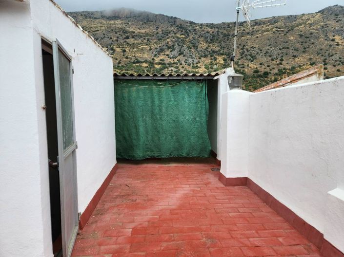 Image No.4-2 Bed Townhouse for sale