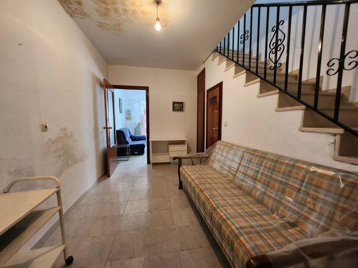 Image No.10-2 Bed Townhouse for sale