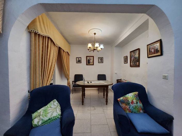 Image No.8-4 Bed Townhouse for sale