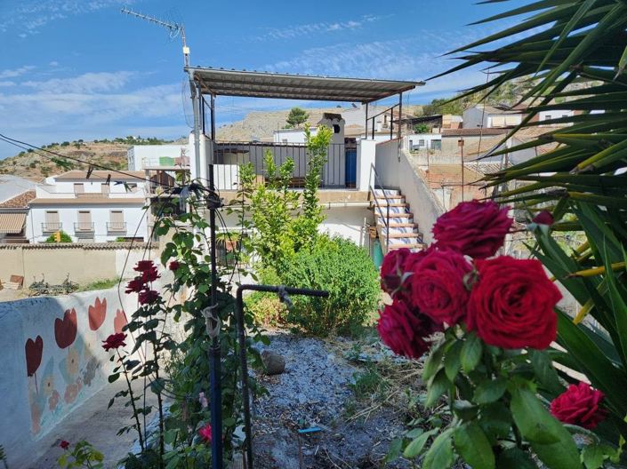 Image No.18-5 Bed Townhouse for sale