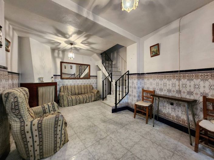 Image No.4-5 Bed Townhouse for sale