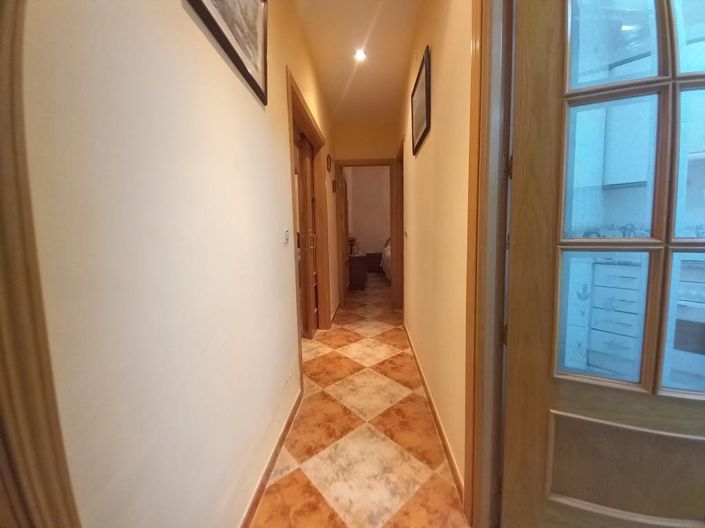 Image No.7-3 Bed Flat for sale