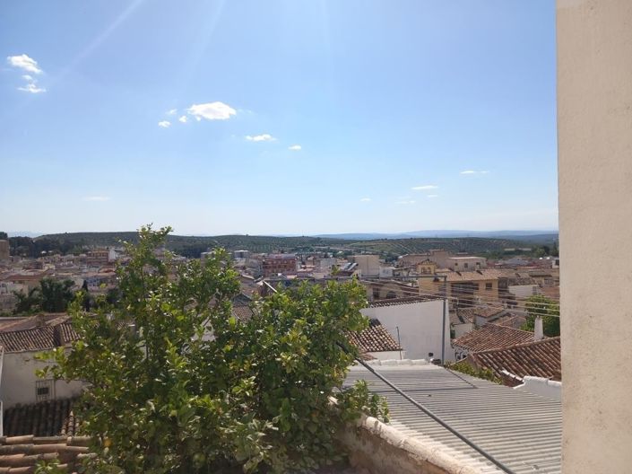 Image No.20-4 Bed Townhouse for sale