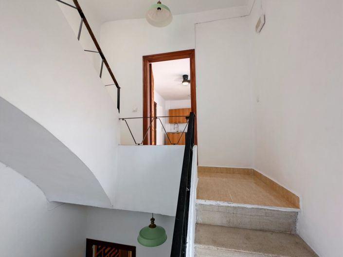 Image No.11-3 Bed Townhouse for sale