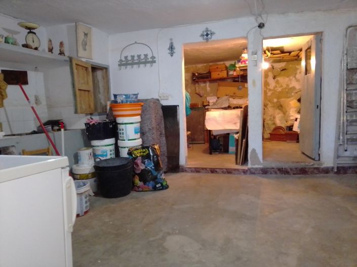 Image No.16-3 Bed Townhouse for sale