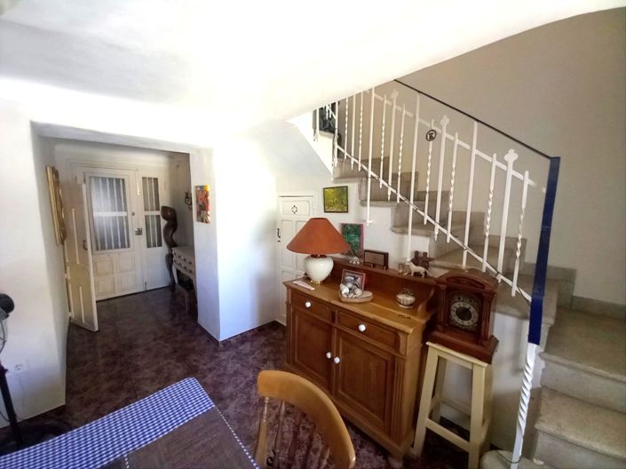 Image No.19-3 Bed Townhouse for sale